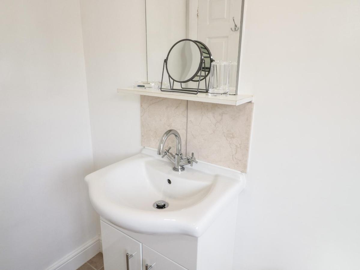 The Nook 285B Apartment Colwyn Bay Bagian luar foto